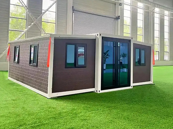 Expandable Container House