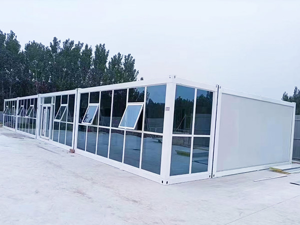 Flat-Pack Modular House