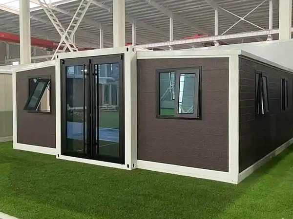 Folding Glamni Expandable
