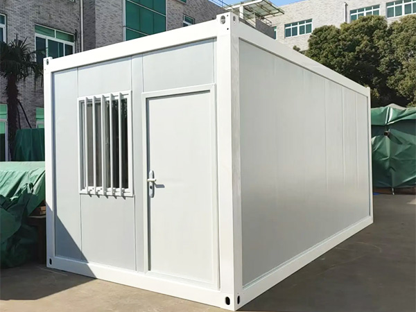 Sliding Z-Box House